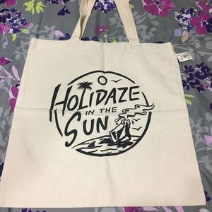 Volcom Holidaze in the Sun tote